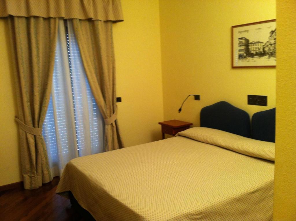 Hotel Il Cigno ペルージャ 部屋 写真